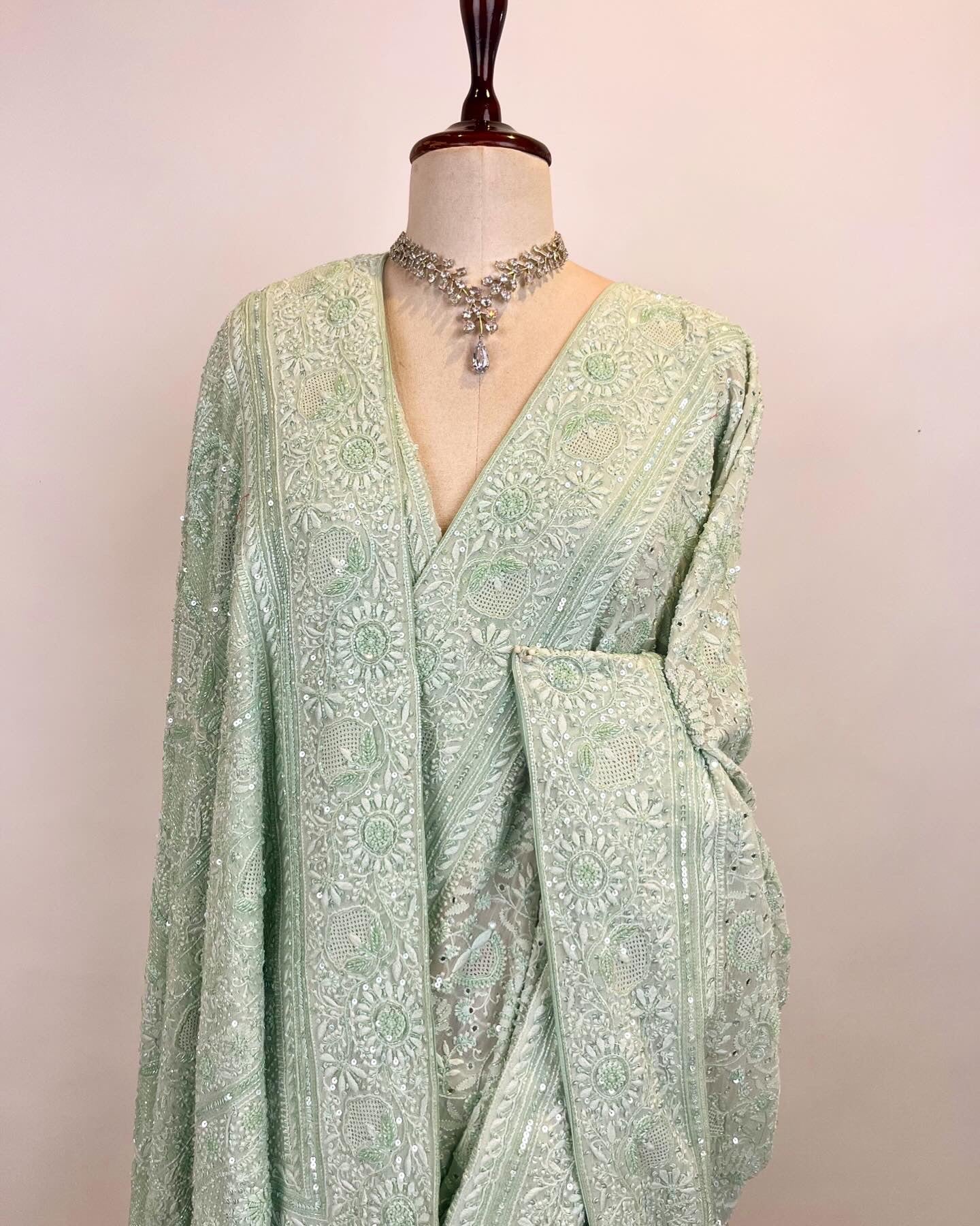 FINE DO TAAR CHIKANKARI SAREE WITH DELICATE PEARL SEQUIN & MIRROR WORK