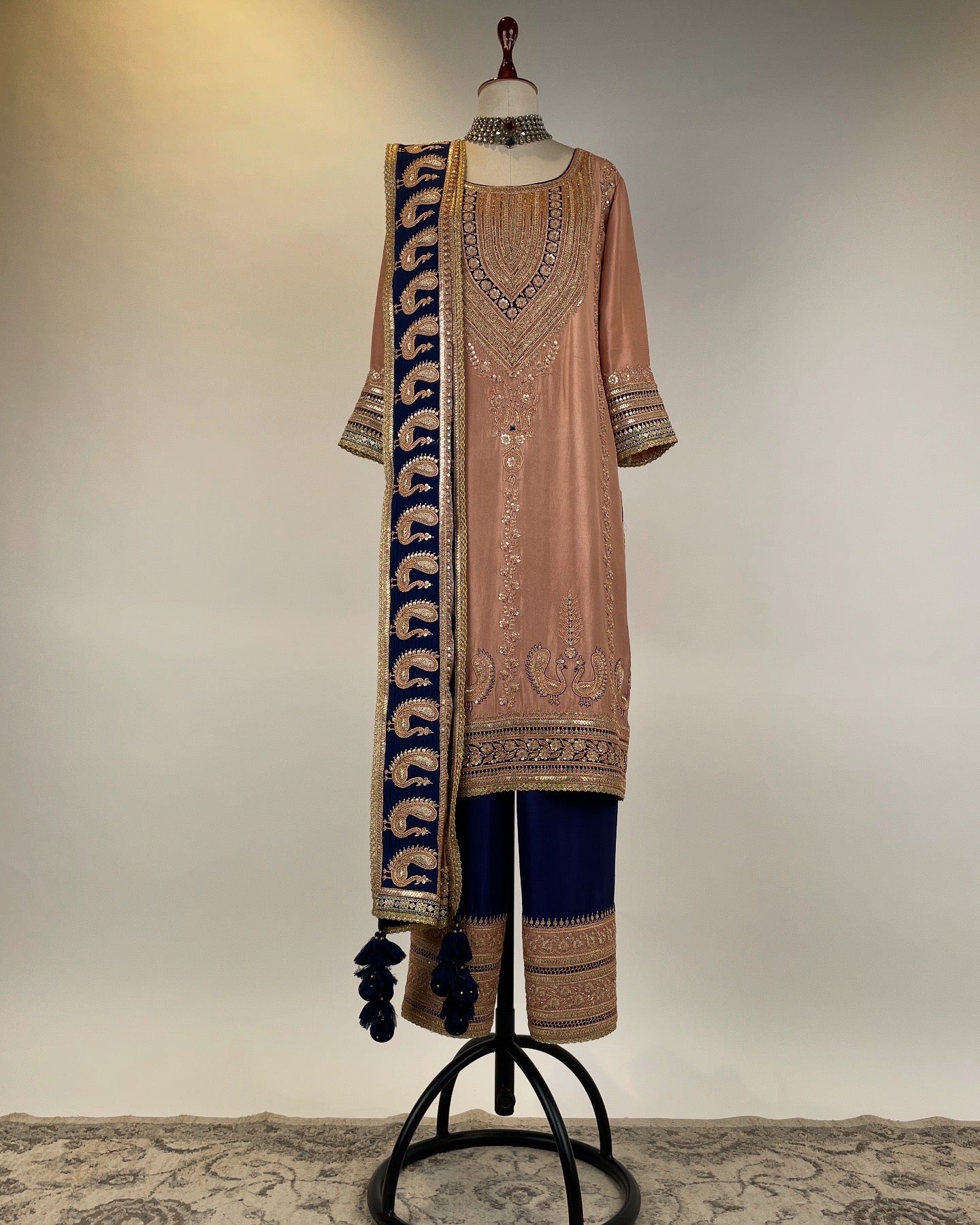 DEEP PEACH AND NAVY KURTA SET EMBELLISHED WITH BRASS MARODI EMBROIDERY