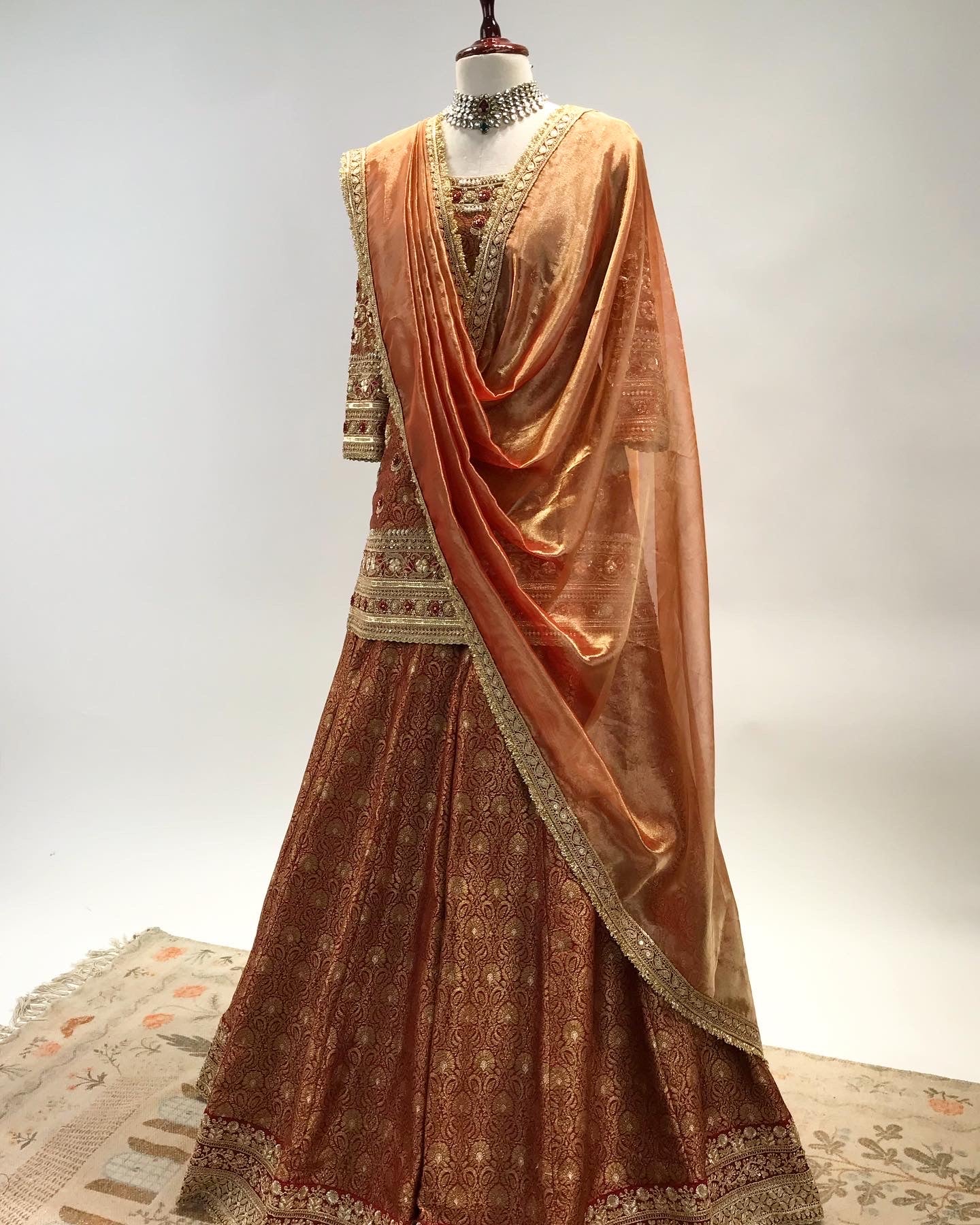 BROCADE SHORT KURTA & LEHENGA SET WITH FRENCH KNOT & MARODI WORK