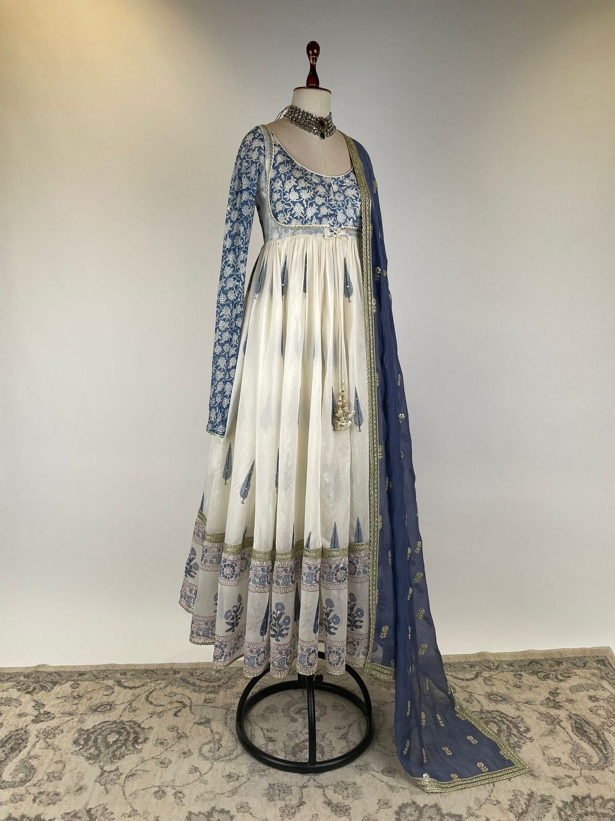 CHANDERI BLOCK PRINTED UMRAO STYLE ANARKALI SET