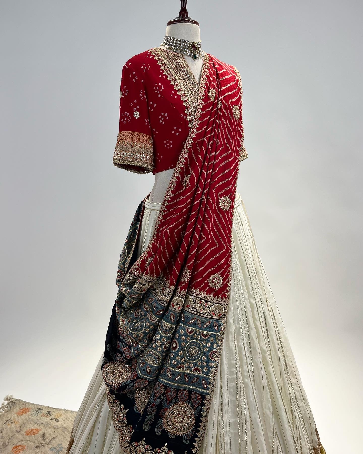 GOTAPATTI BANDHANI AJRAKH LEHENGA