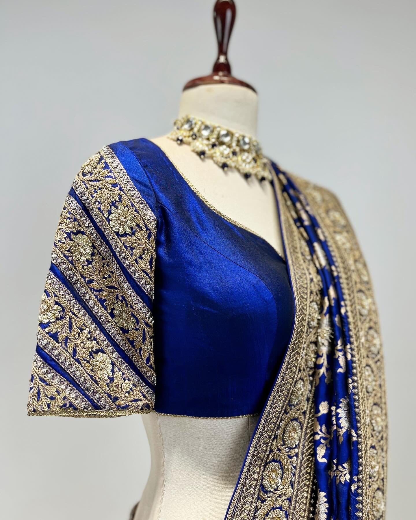 KADWA IN GANGA JAMUNA WEAVE BANARASI SAREE WITH MARODI WORK