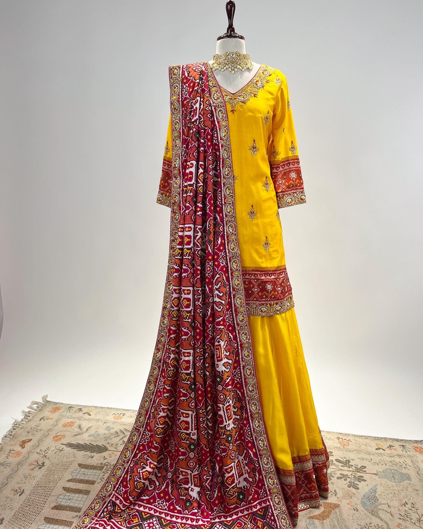 DOUBLE IKAT PATAN PATOLA DUPATTA PAIRED WITH SINGLE IKAT SHORT KURTA & SHARARA IN RESHAM & ZARDOSI WORK