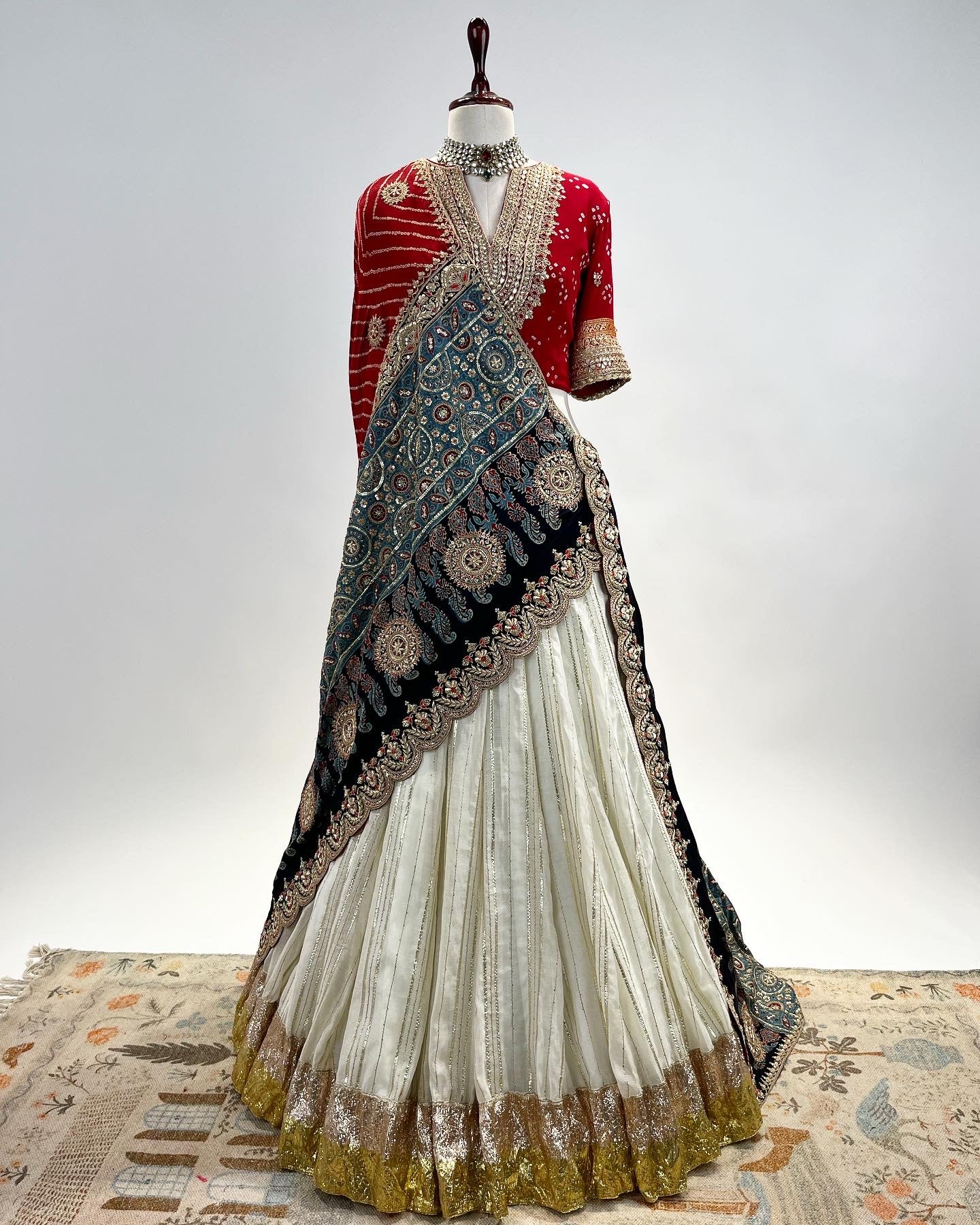 GOTAPATTI BANDHANI AJRAKH LEHENGA