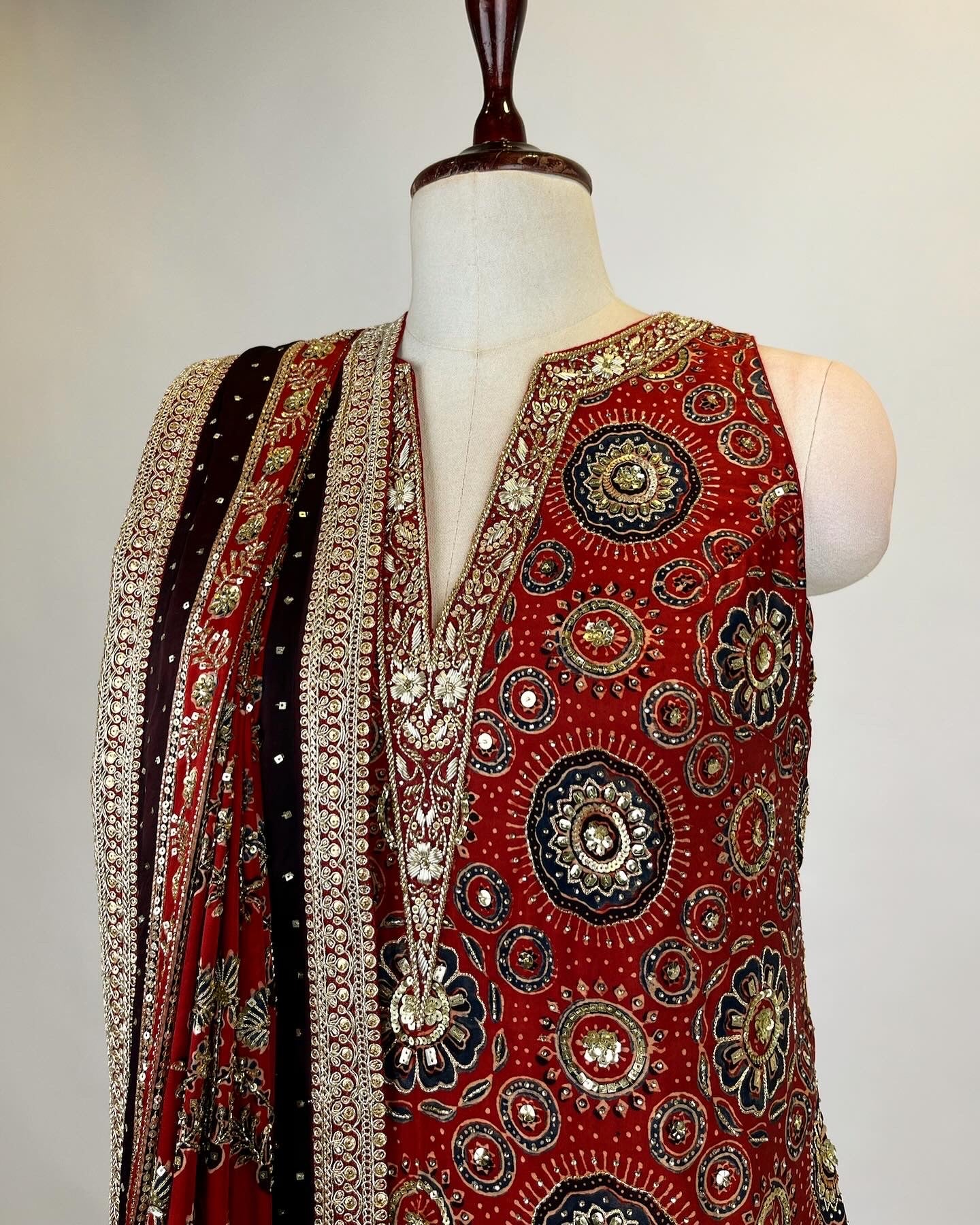 AJRAKH SHARARA ENSEMBLE IN ZARDOSI, SEQUIN & ZARI WORK