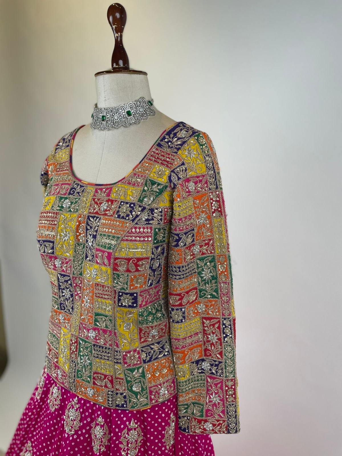 Appliqué Marodi Embroidered Fitted Blouse