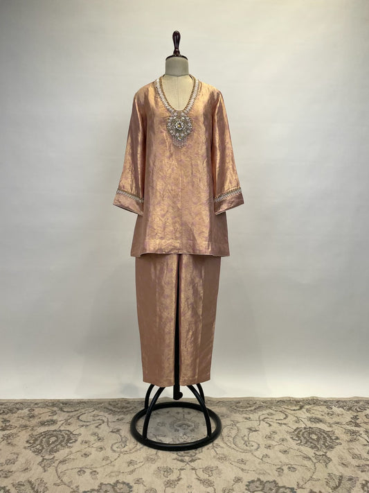 Rose Gold Banarasi Brocade Kurta Set With Handcrafted Crystal Embellishment