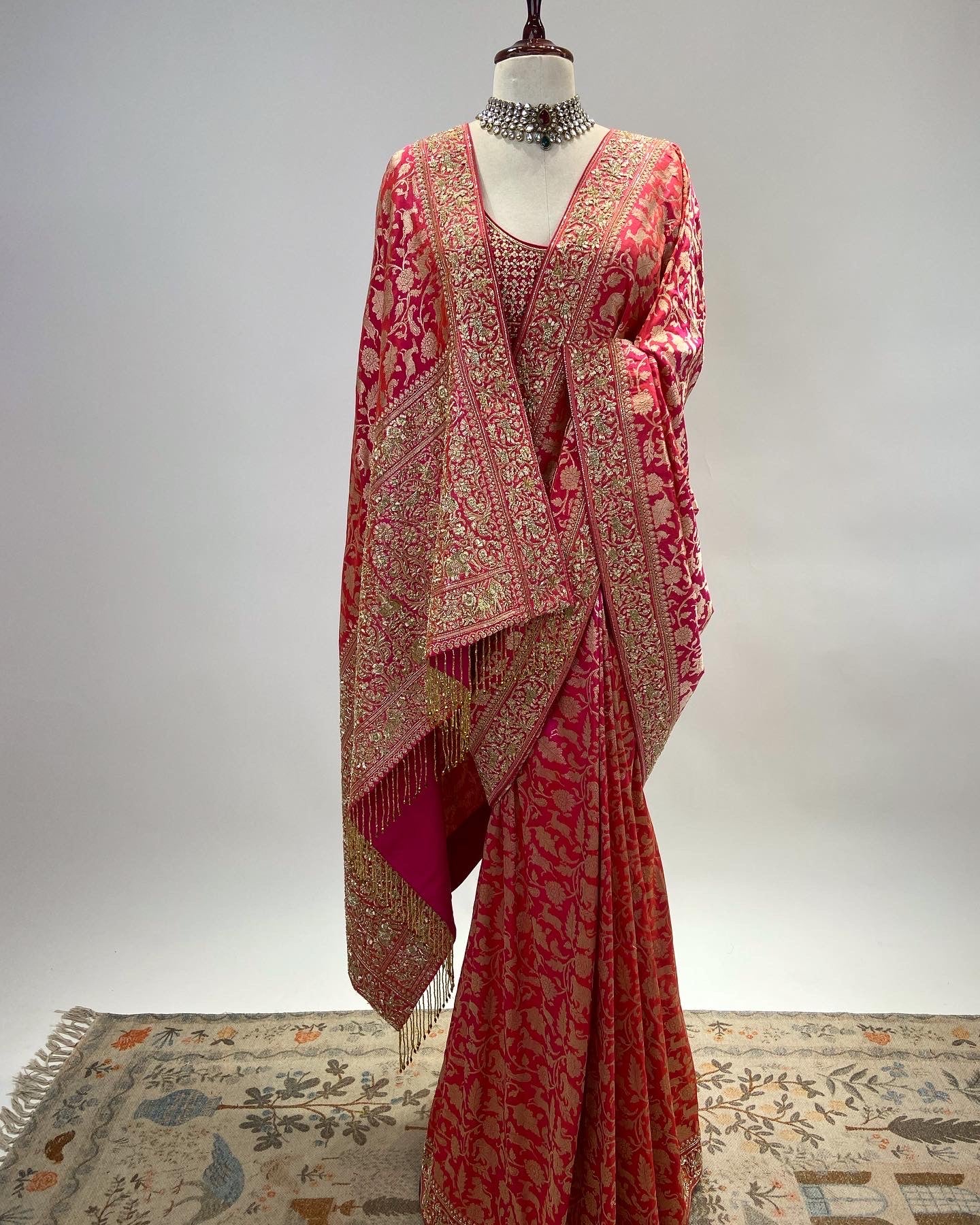 DUAL TONED HANDWOVEN SHIKARA SAREE IN KADWA WEAVE & ANTIQUE ZARDOSI WORK