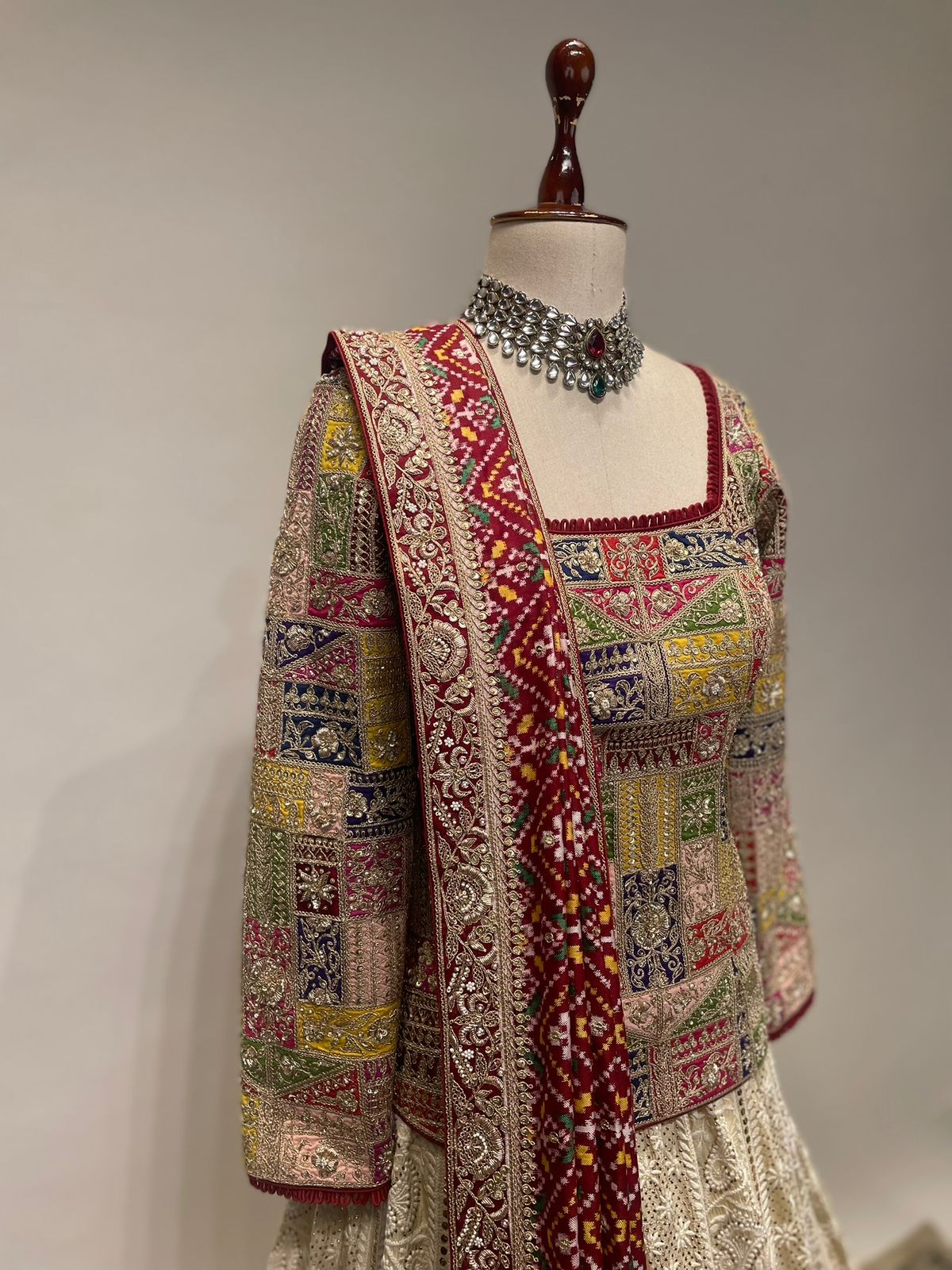 Appliqué Marodi Embroidered Fitted Blouse
