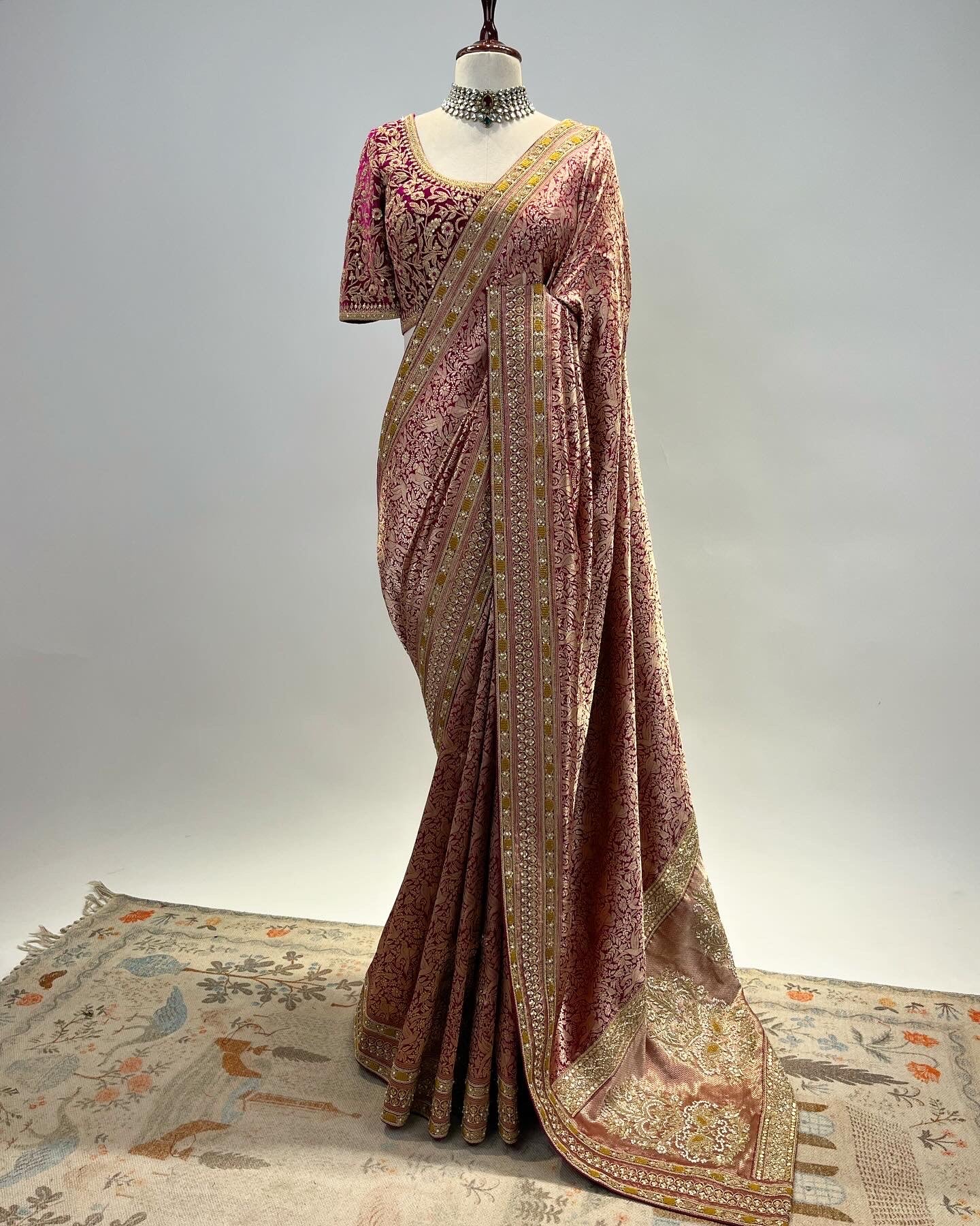 DAMPAJ & BROCADE WEAVE BANARASI SAREE IN MARODI & RESHAM JAALI WORK