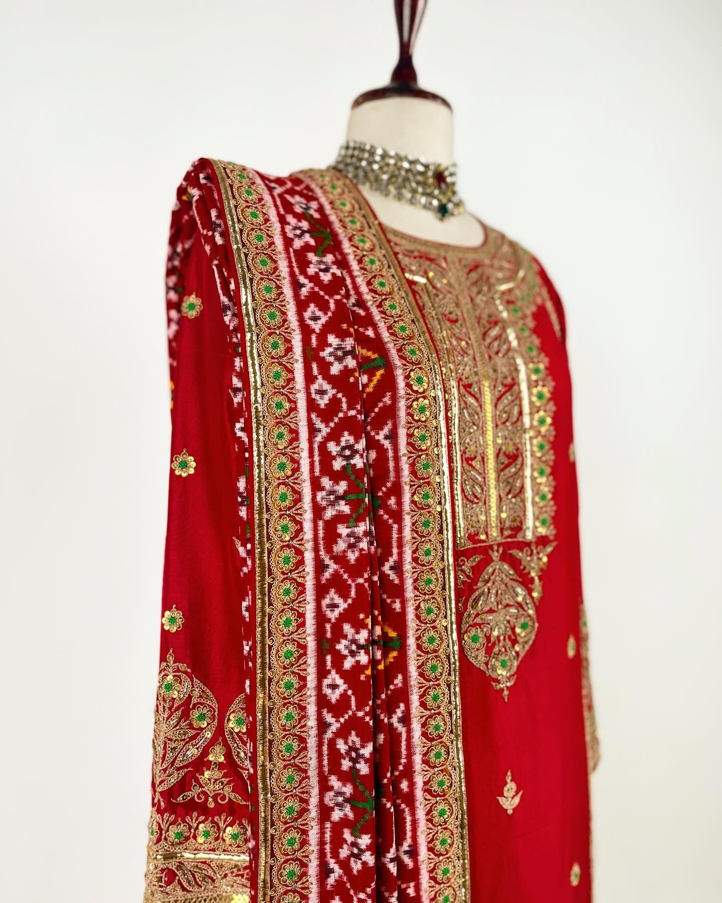 DOUBLE IKAT PATAN PATOLA SUIT SET IN FINE ANTIQUE MARODI WORK