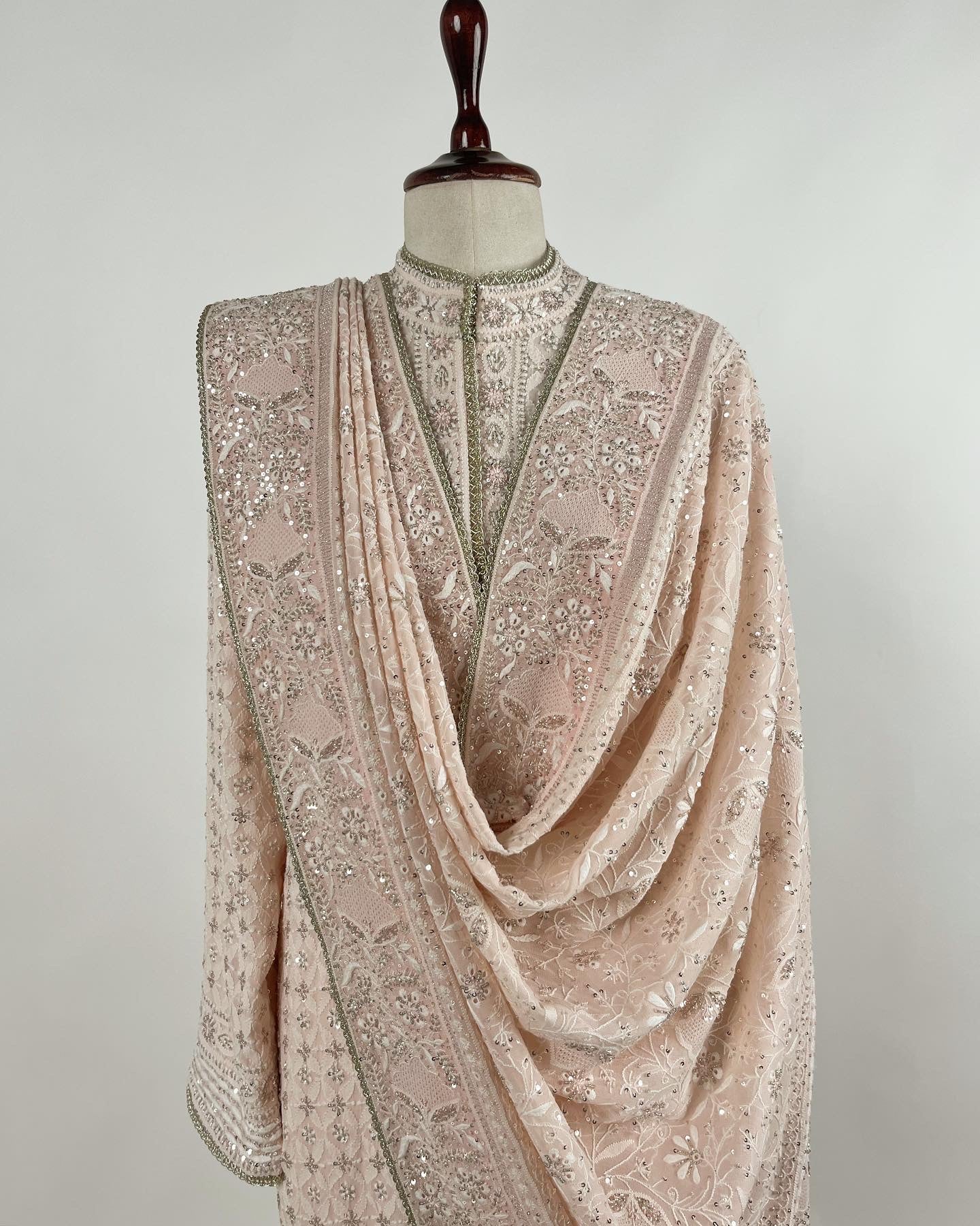 FINE DO TAAR CHIKANKARI WITH JAAL WORK WITH CUTDANA & RESHAM WORK