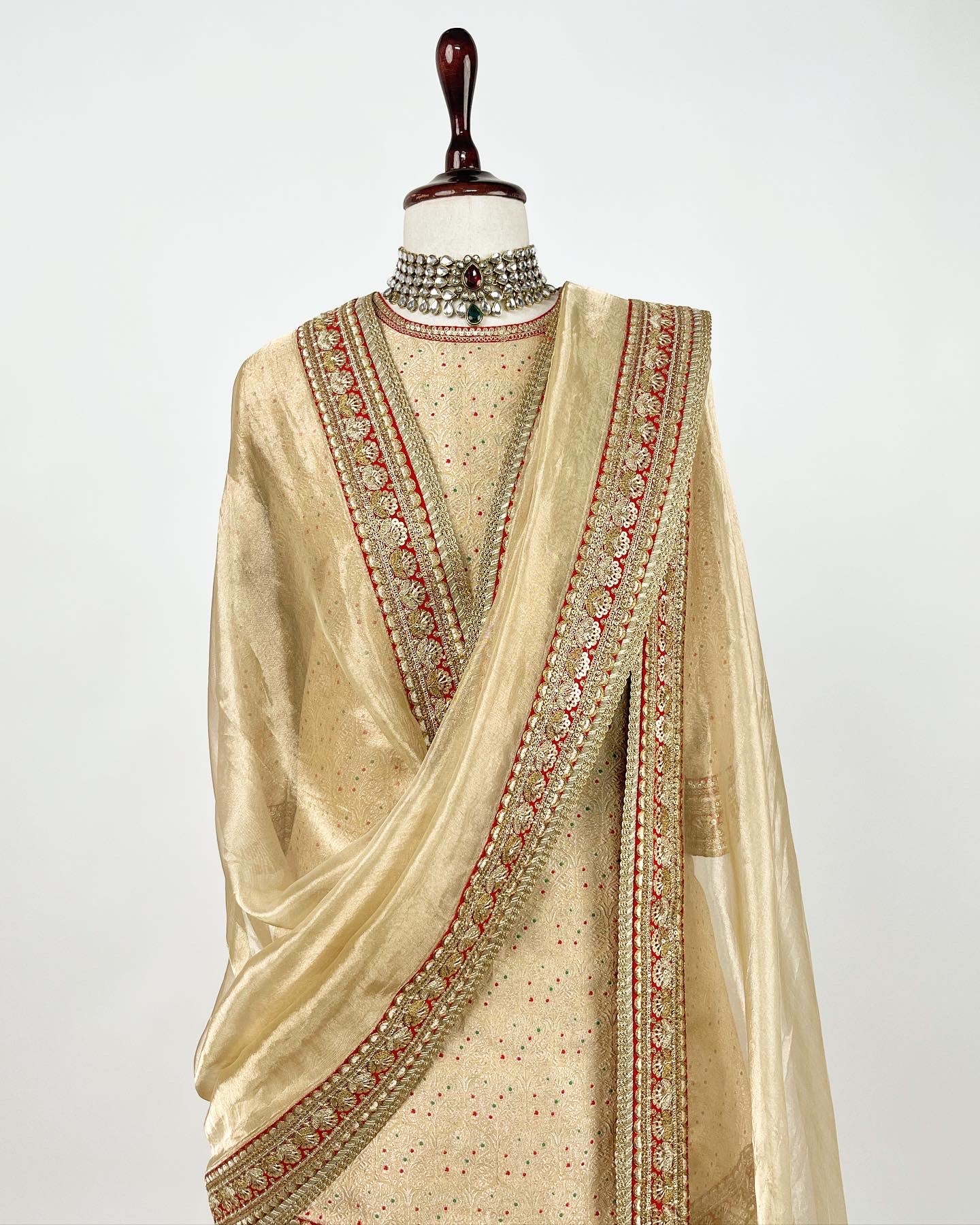 MEENAKARI BROCADE LEHENGA PAIRED WITH BROCADE SHORT KURTA & HANDLOOM TISSUE ORGANZA DUPATTA