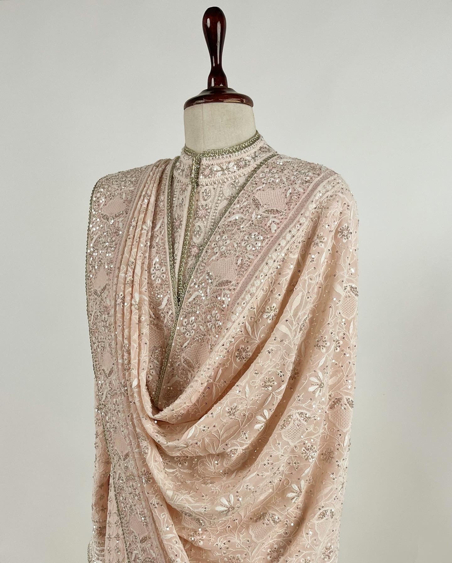 FINE DO TAAR CHIKANKARI WITH JAAL WORK WITH CUTDANA & RESHAM WORK