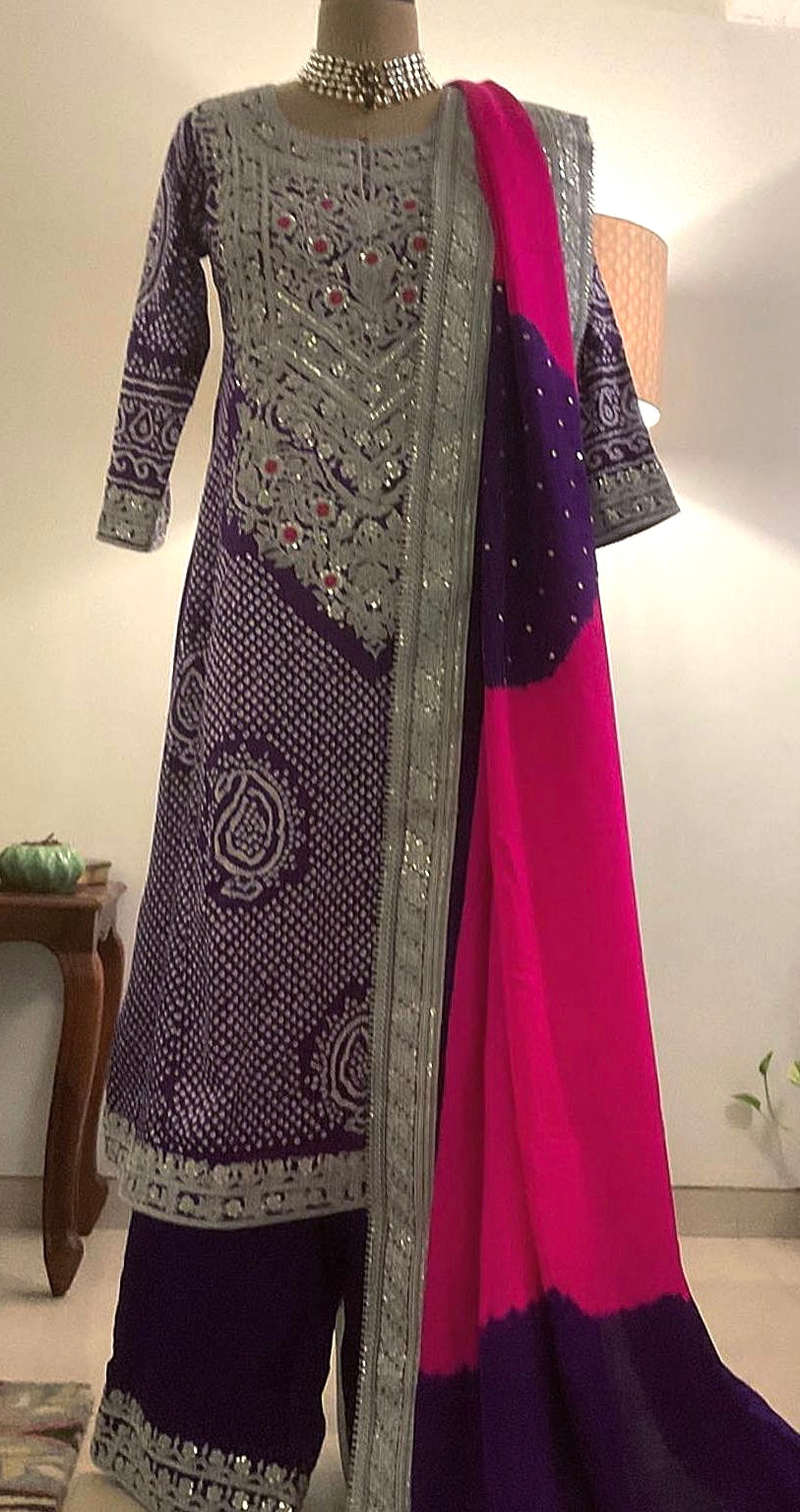 PURPLE & SHOCKING PINK AABHA KURTA SET IN SILVER MARODI