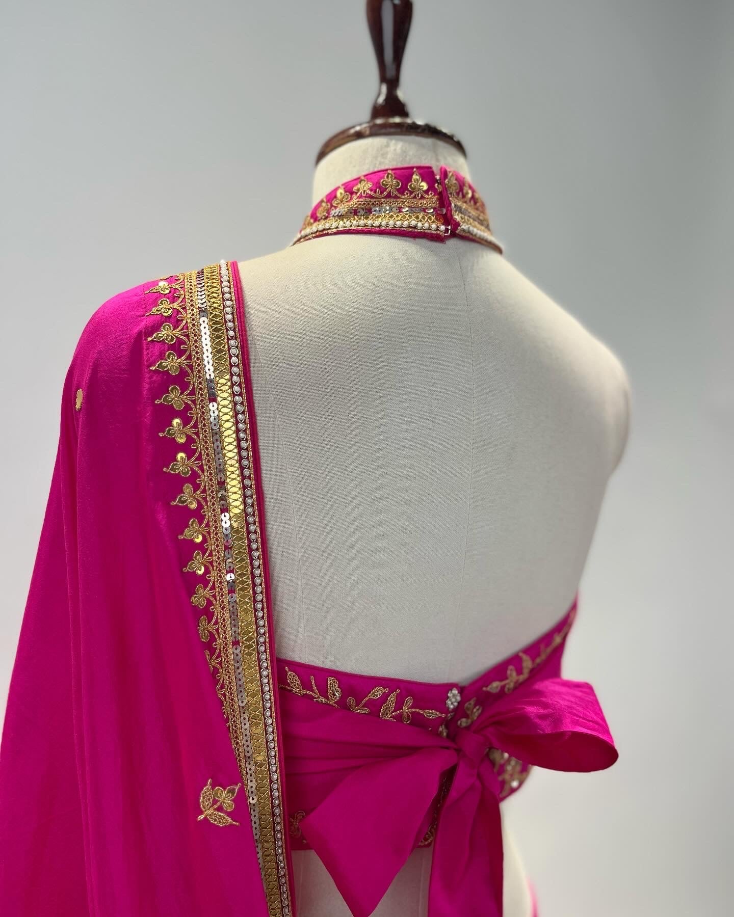 ANTIQUE MARODI WORK SAREE IN PURE SILK WITH A HALTER NECK & BOW BLOUSE