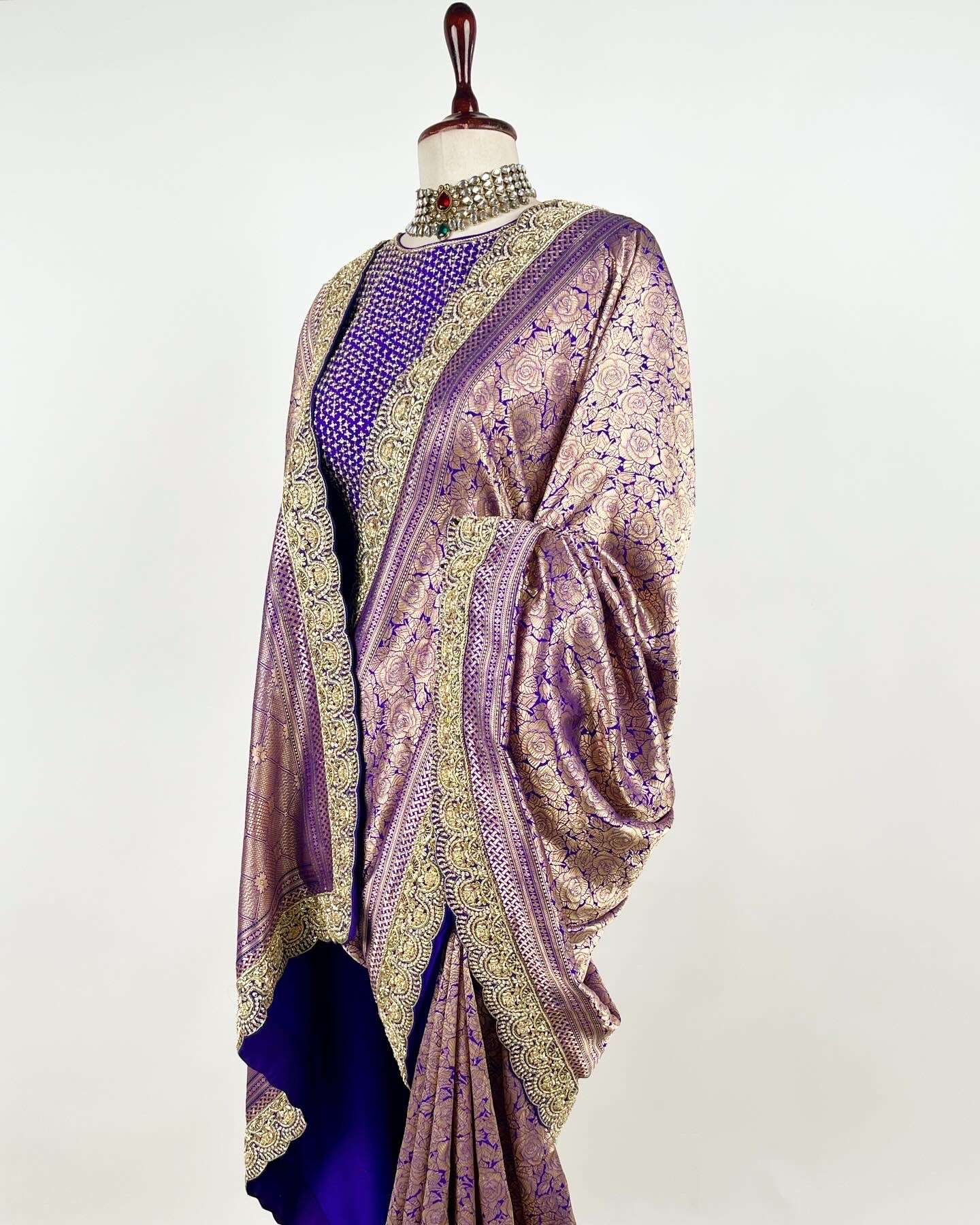 DAMPAJ WEAVE HANDLOOM BANARASI SAREE WITH ZARDOSI WORK