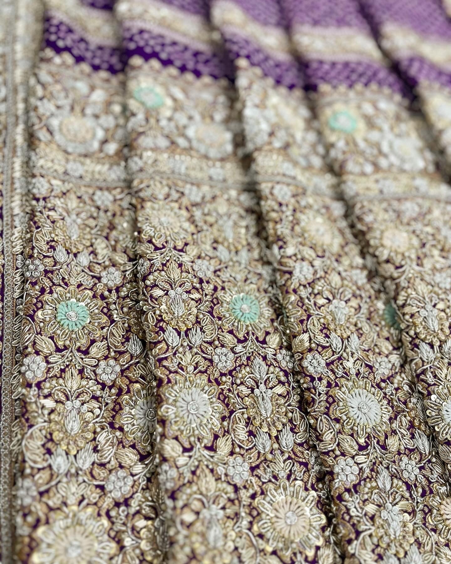 PURPLE RAI BANDHEJ SAREE WITH INTRICATE ZARDOSI DETAILING