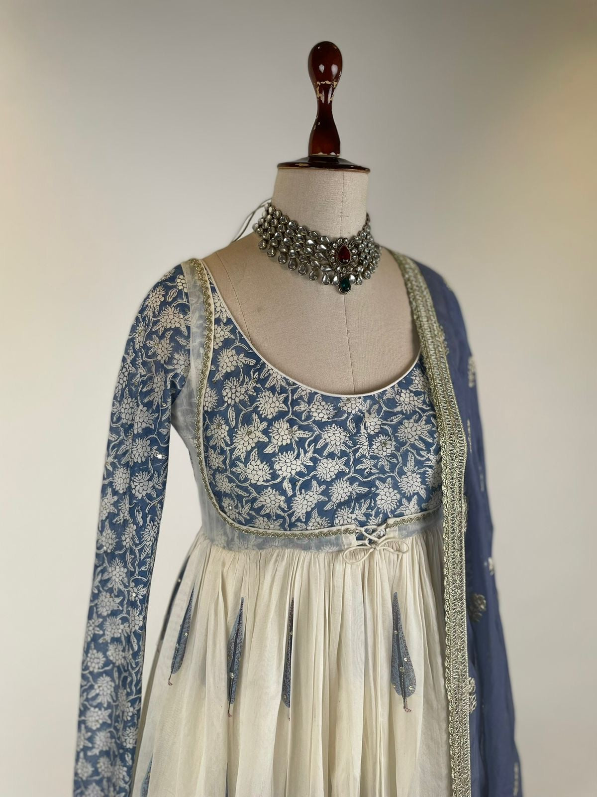 CHANDERI BLOCK PRINTED UMRAO STYLE ANARKALI SET