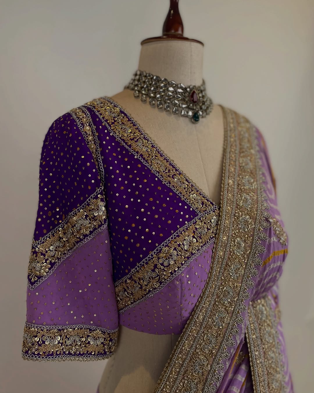 LAVENDER AND PURPLE DUAL TONED RAI BANDHEJ KADWA BENARASI WEAVE SAREE WITH DORI MARODI ZARDOSI AND TIKI EMBROIDERY